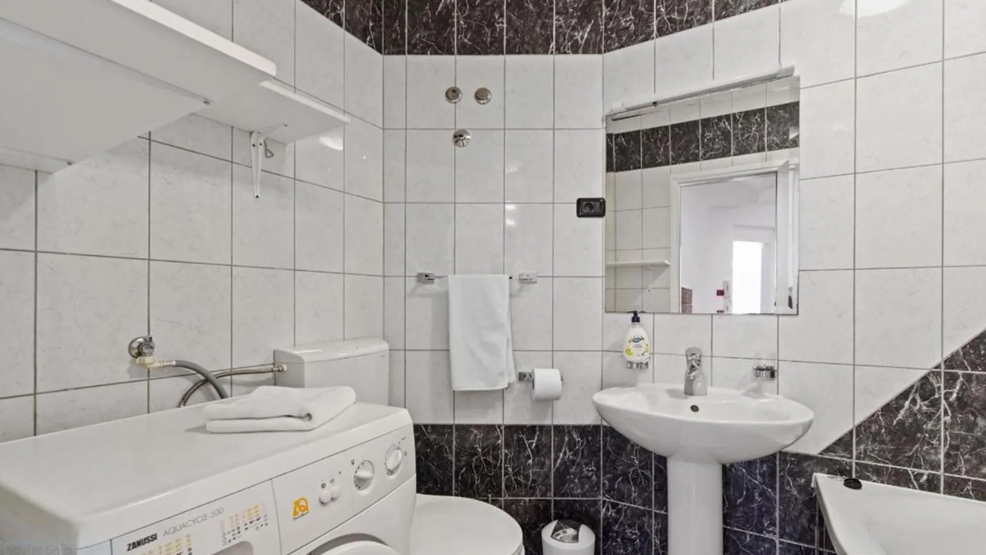 Apartments At Villa Vintiana 普拉